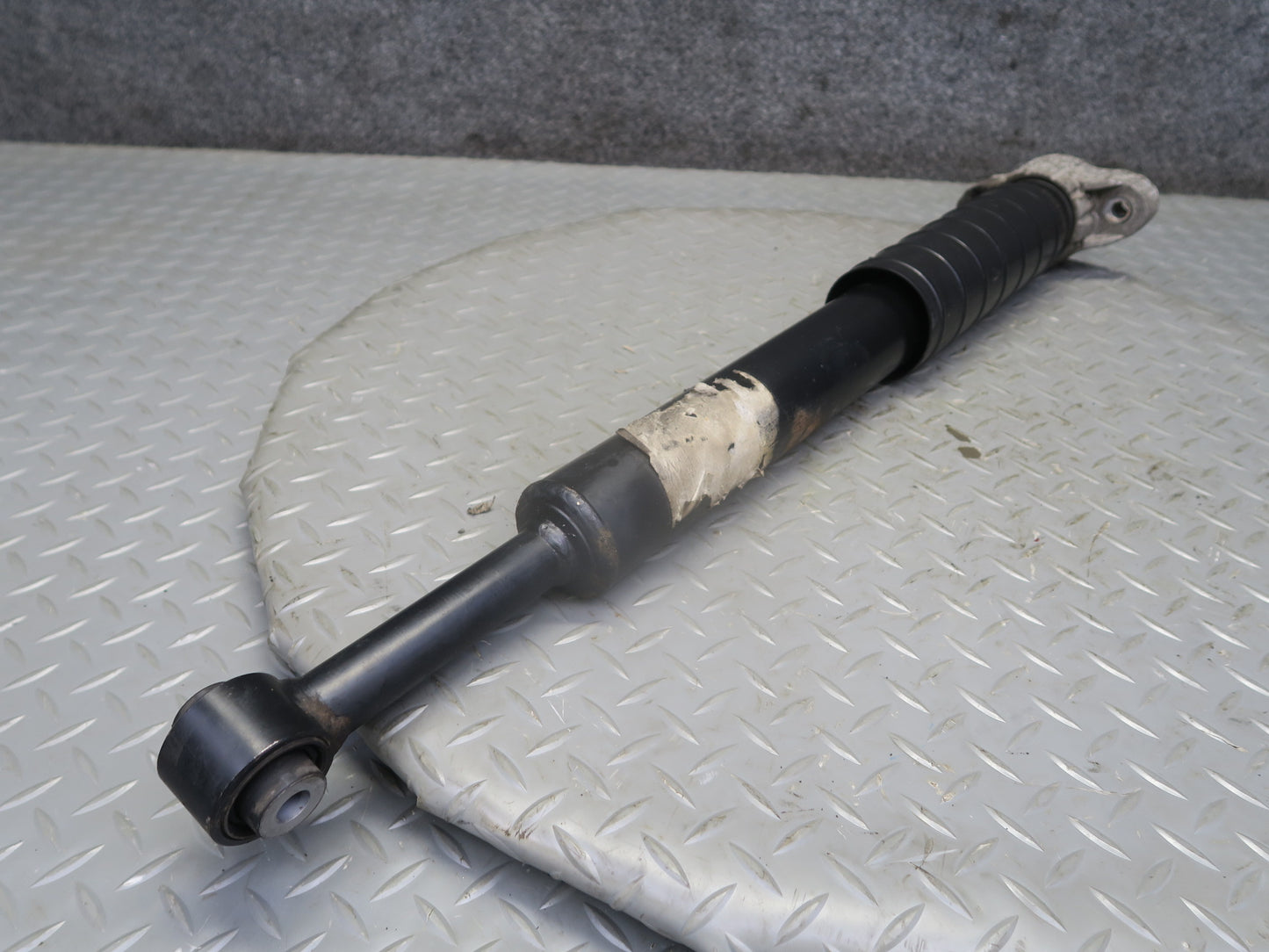 2017-2020 Maserati Levante M161 AWD Rear Right Air Strut Shock Absorber