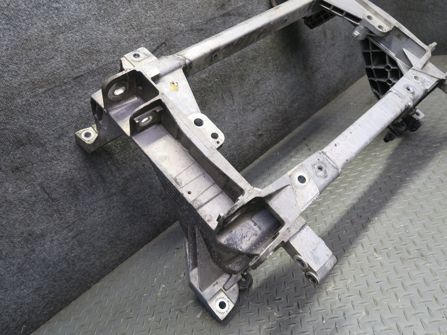 17-20 Maserati Levante M161 3.0L AWD Front Suspension Crossmember Carrier Cradle