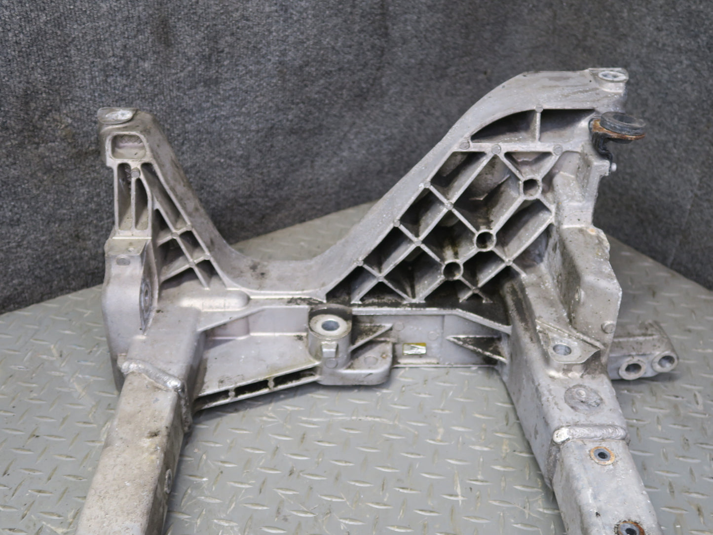 17-20 Maserati Levante M161 3.0L AWD Front Suspension Crossmember Carrier Cradle