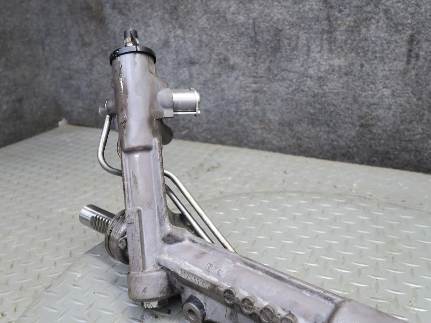 04-06 BMW E53 X5 Hydro Servotronic Steering Gear Rack & Pinion OEM