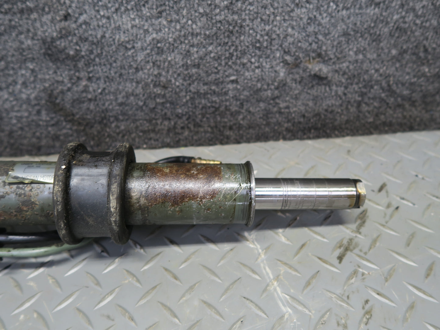 87-89 Nissan Z31 300ZX NON Turbo Power Steering Rack & Pinion OEM
