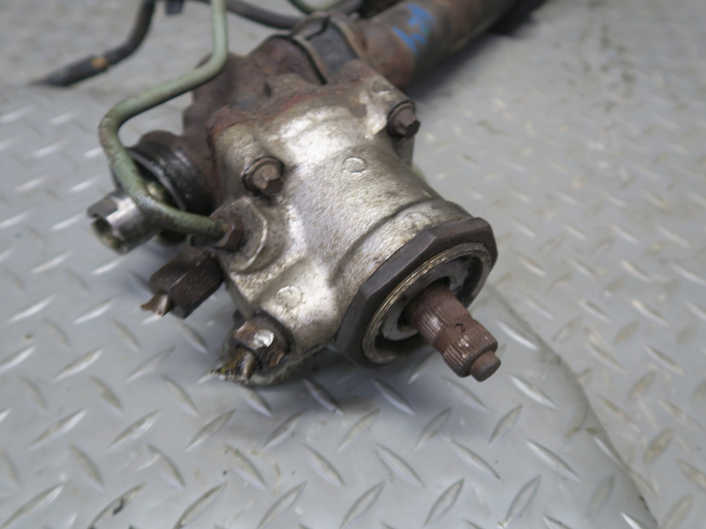87-89 Nissan Z31 300ZX NON Turbo Power Steering Rack & Pinion OEM