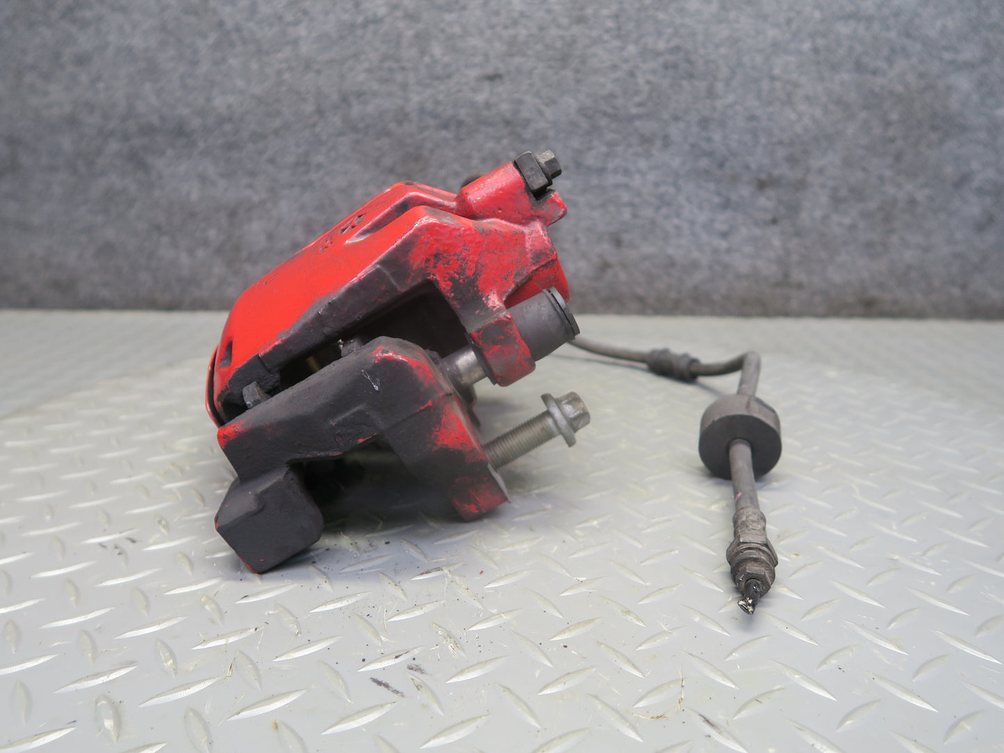 2017-2020 Maserati Levante M161 3.0L AWD Front Left & Right Brake Caliper Set