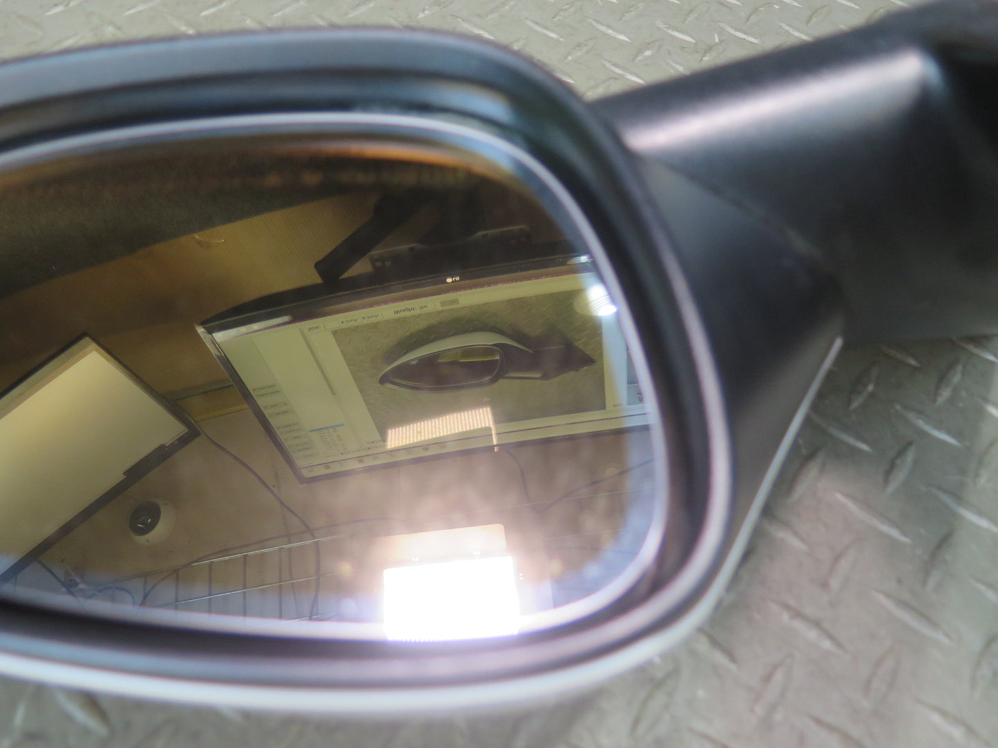 09-16 BMW E89 Z4 Right Door Exterior Heated Auto DIP Memory Side View Mirror OEM