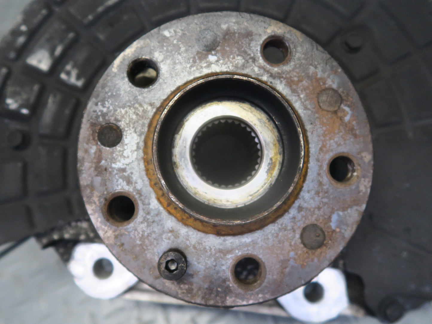 17-20 Maserati Levante M161 3.0L AWD Front Left Spindle Knuckle Wheel Hub 94K