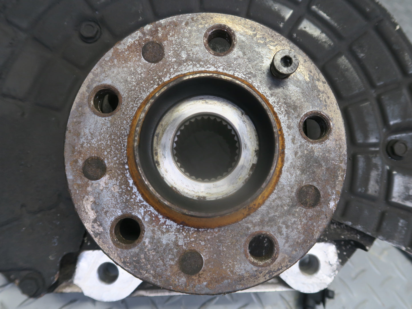 17-20 Maserati Levante M161 3.0L AWD Front Right Spindle Knuckle Wheel Hub 94K