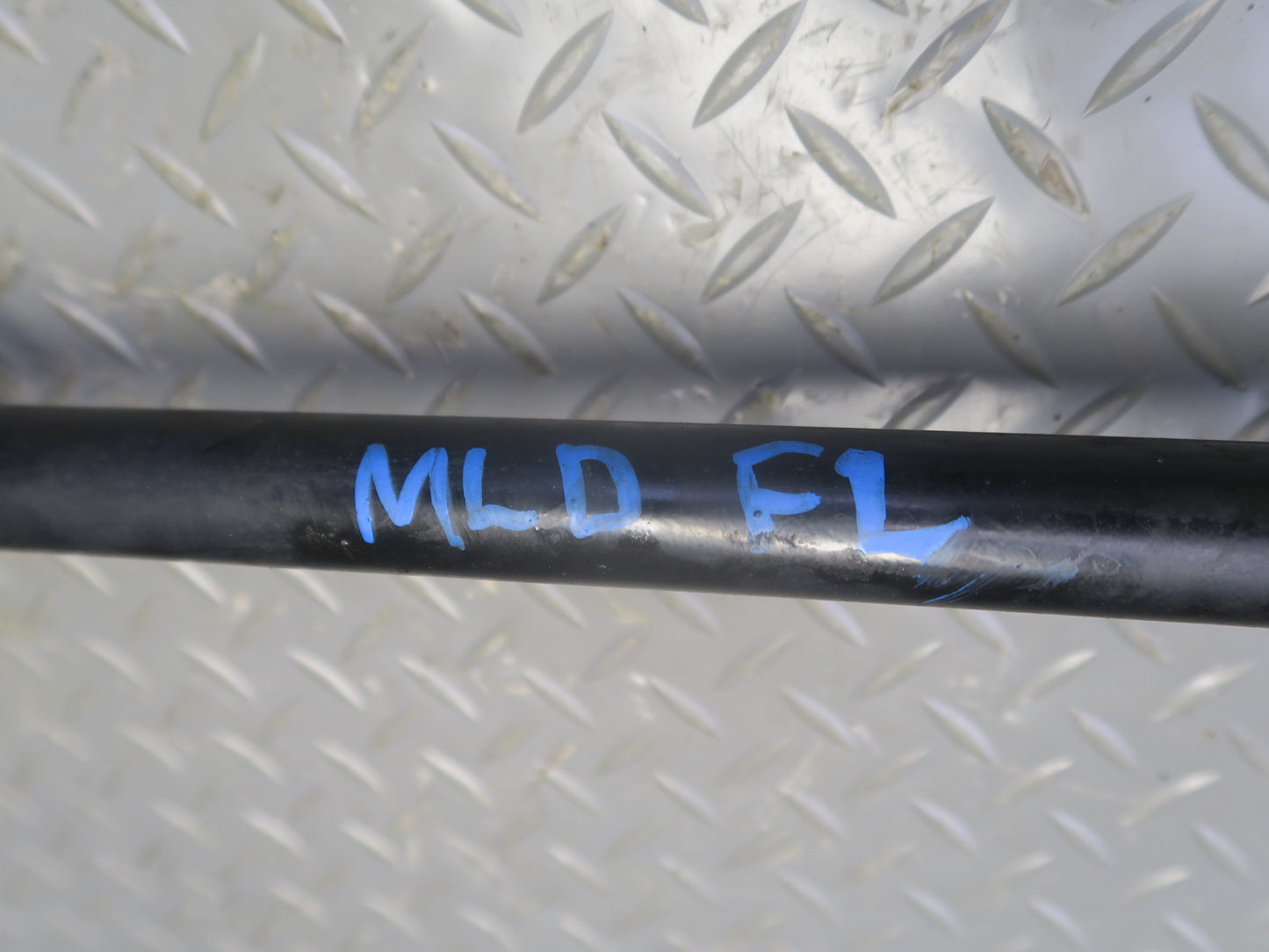 2017-2020 Maserati Levante M161 3.0L AWD Front Left Suspension Axle Shaft
