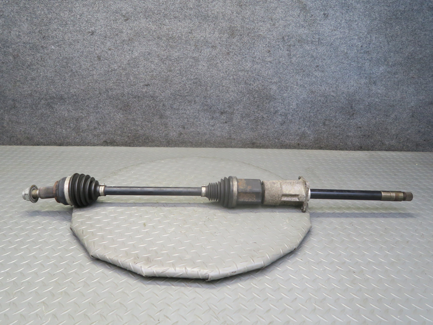 2017-2020 Maserati Levante M161 3.0L AWD Front Left Suspension Axle Shaft