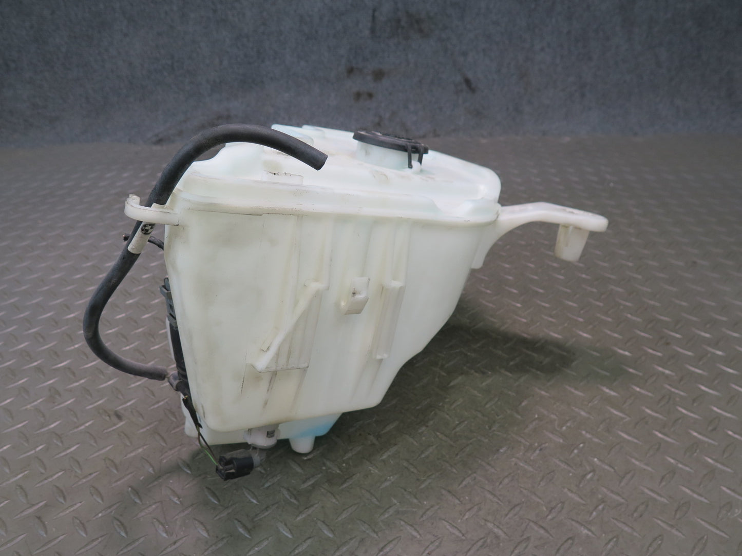 09-16 BMW E89 Z4 Windshield Washer Fluid Reservoir Tank w Pump OEM
