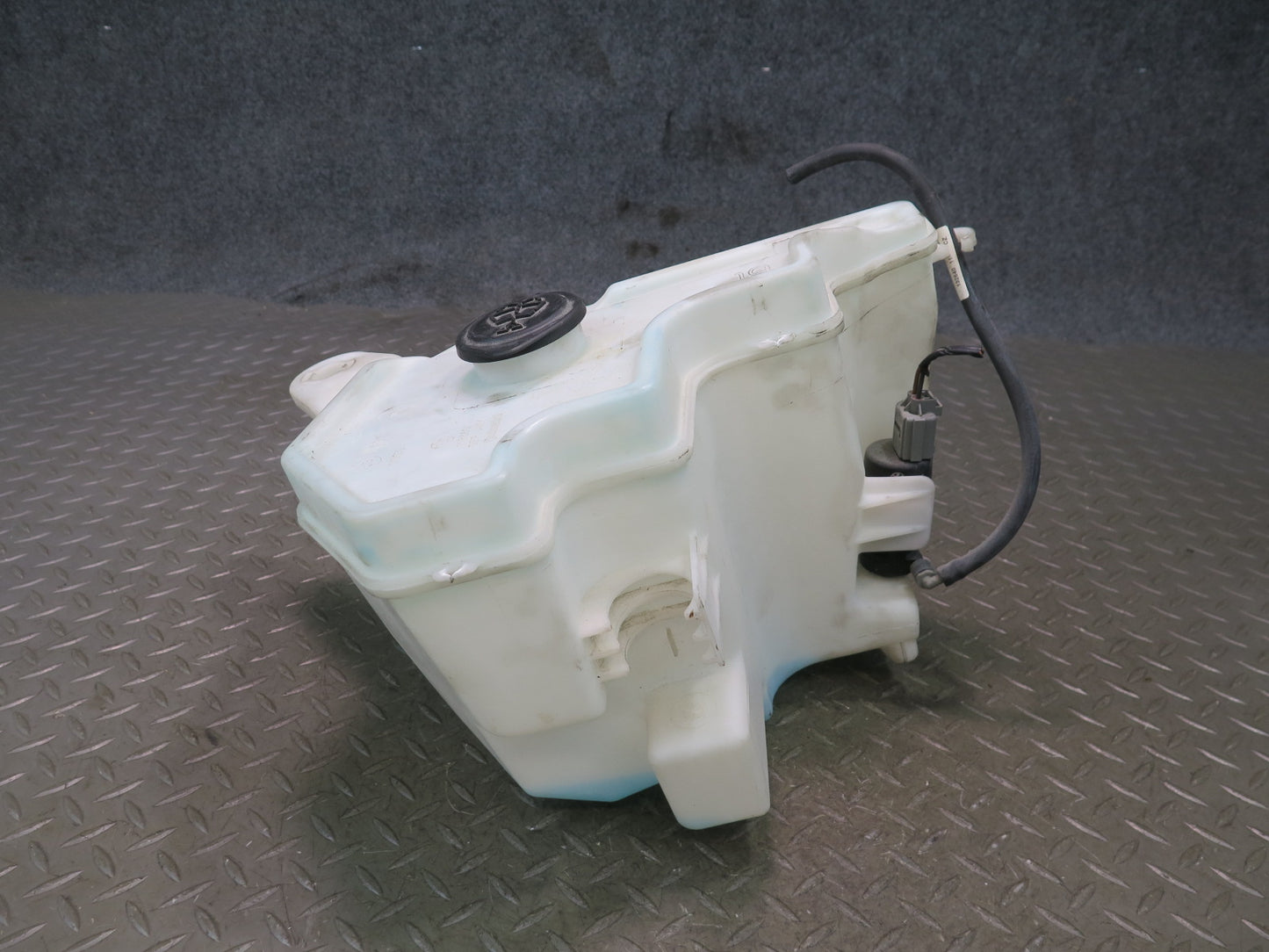09-16 BMW E89 Z4 Windshield Washer Fluid Reservoir Tank w Pump OEM