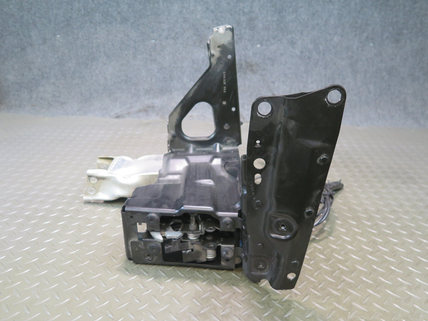 09-16 BMW E89 Z4 Front Right Radiator Core Support Frame Headlight Bracket OEM