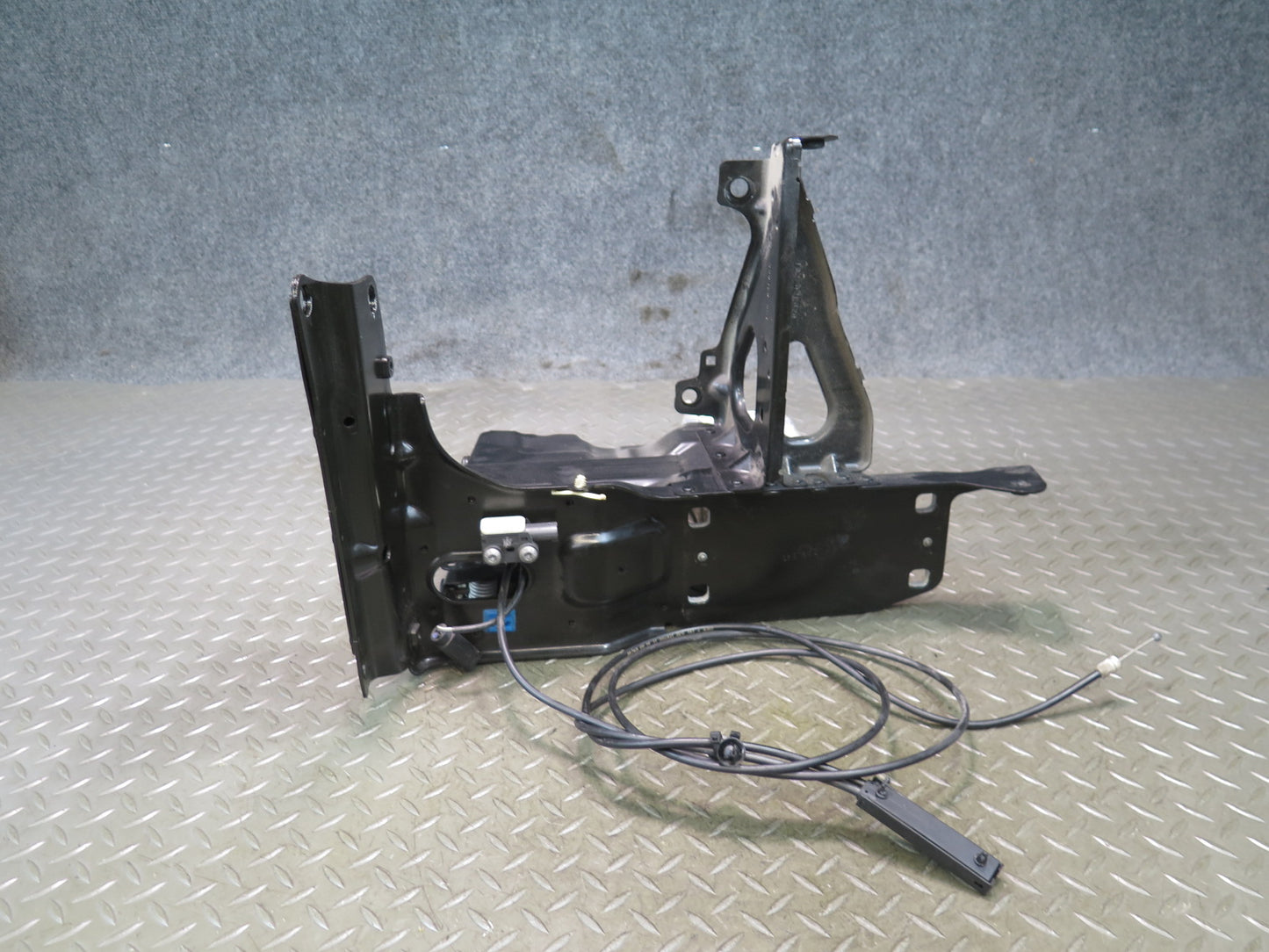 09-16 BMW E89 Z4 Front Right Radiator Core Support Frame Headlight Bracket OEM