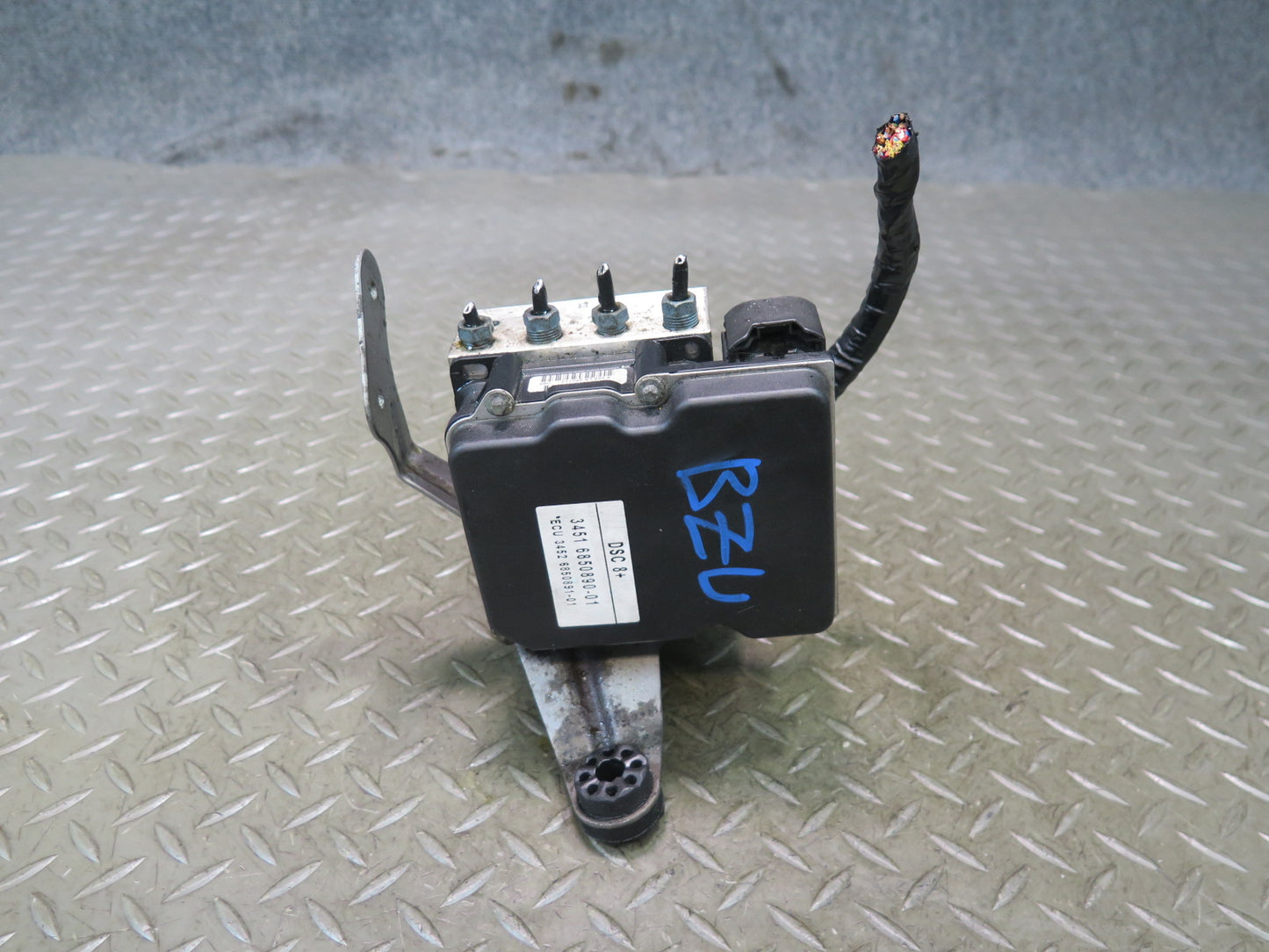 12-16 BMW E89 Z4 28i RWD Anti Lock Brake ABS DSC Pump Module 6850890 OEM
