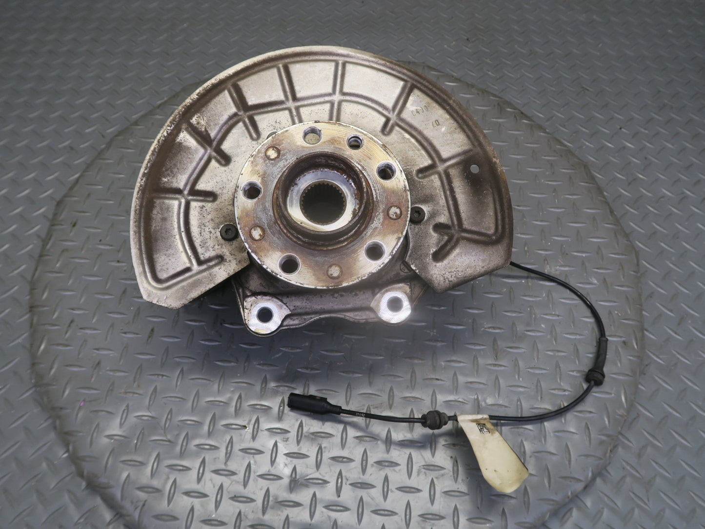 2017-2023 Alfa Romeo Stelvio 2.0L AWD Rear Right Spindle Knuckle Wheel Hub 88K