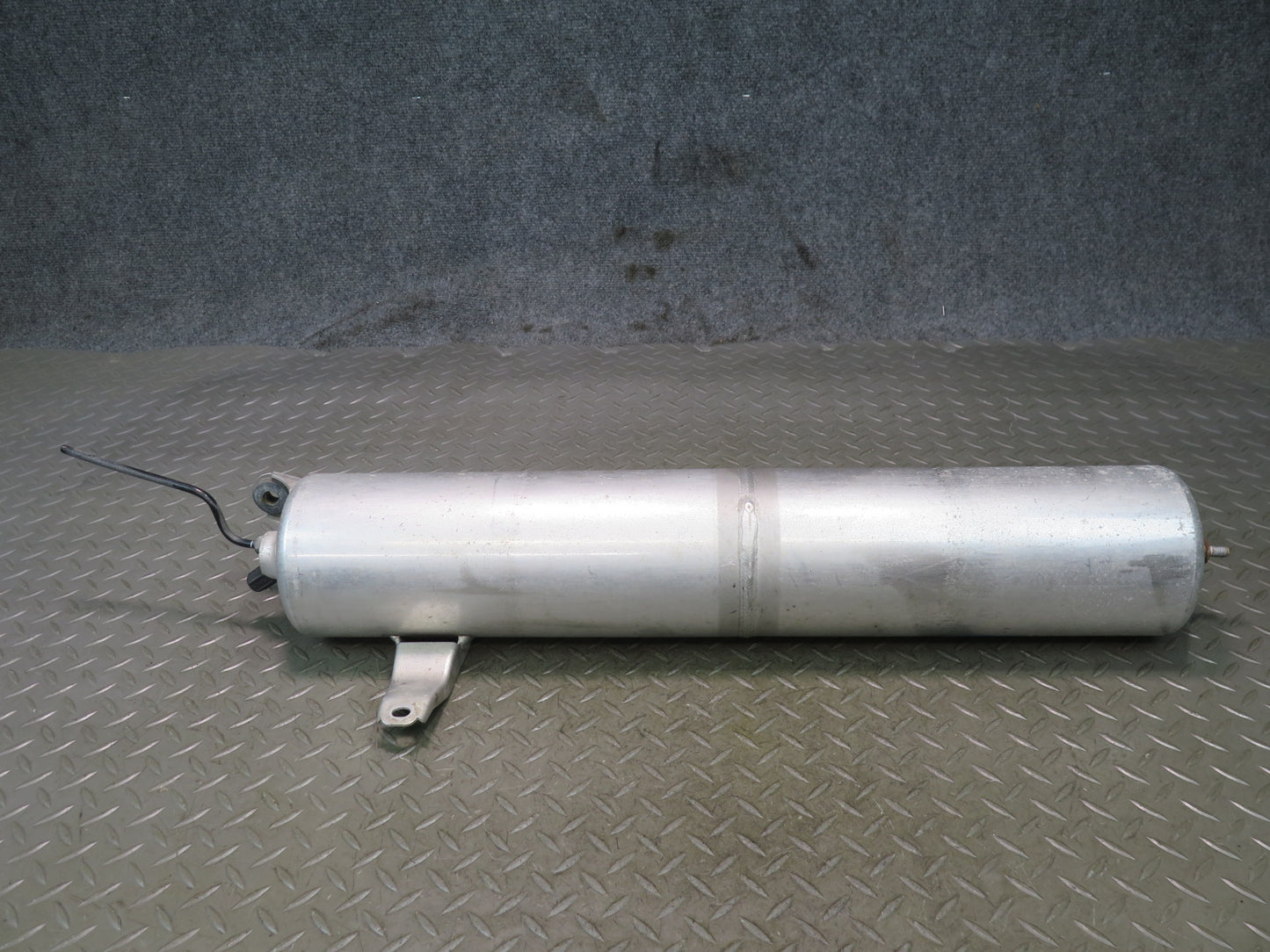 2011-2018 Porsche Cayenne 958 Air Suspension Tank Reservoir 7P0616201A