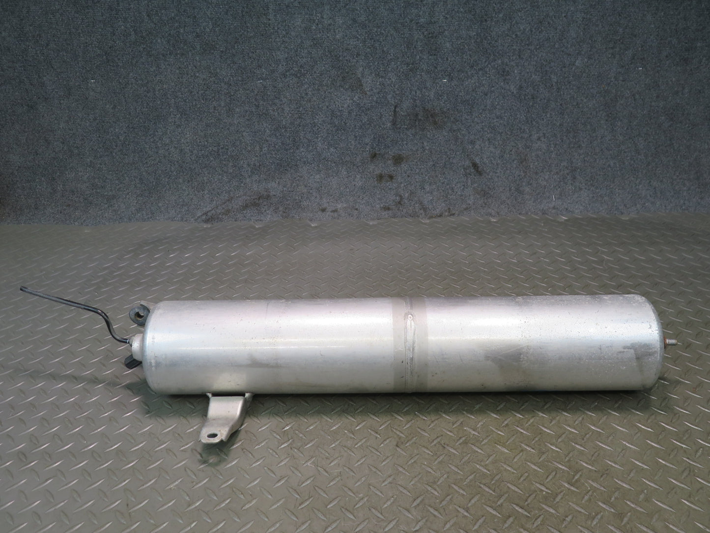 2011-2018 Porsche Cayenne 958 Air Suspension Tank Reservoir 7P0616201A