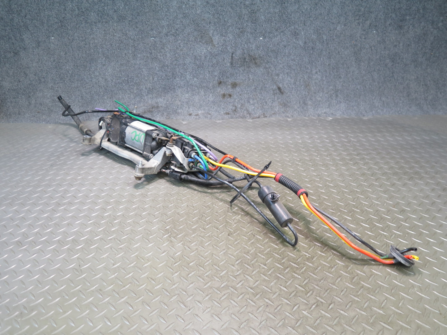 2011-2018 Porsche Cayenne 958 Air Suspension Compressor Pump 7P0616006G