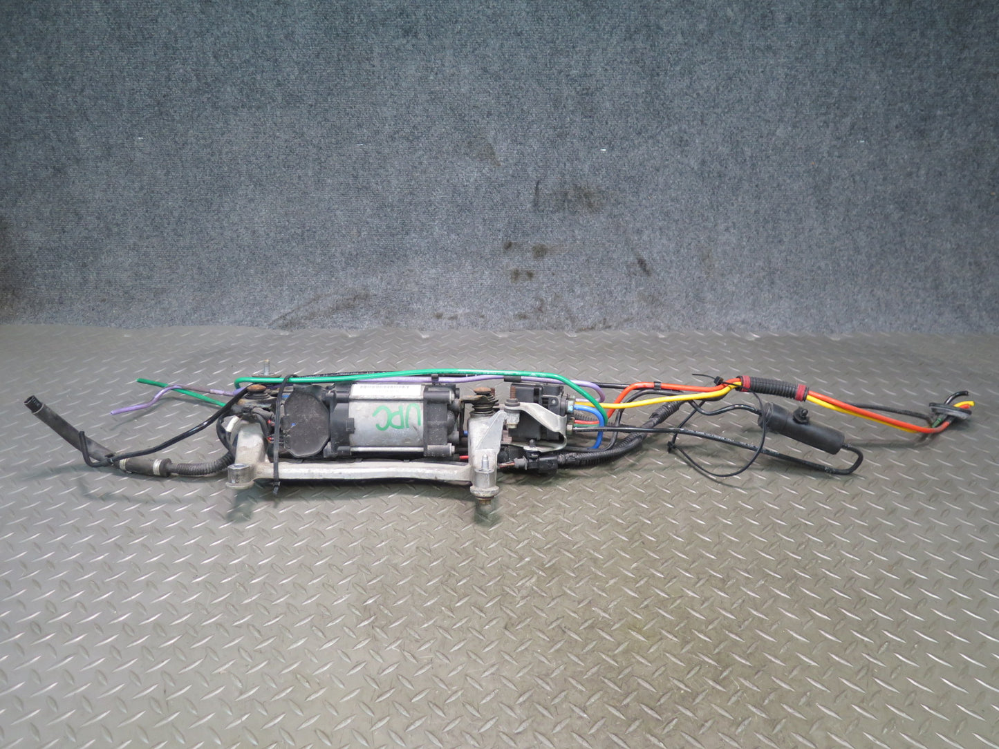 2011-2018 Porsche Cayenne 958 Air Suspension Compressor Pump 7P0616006G