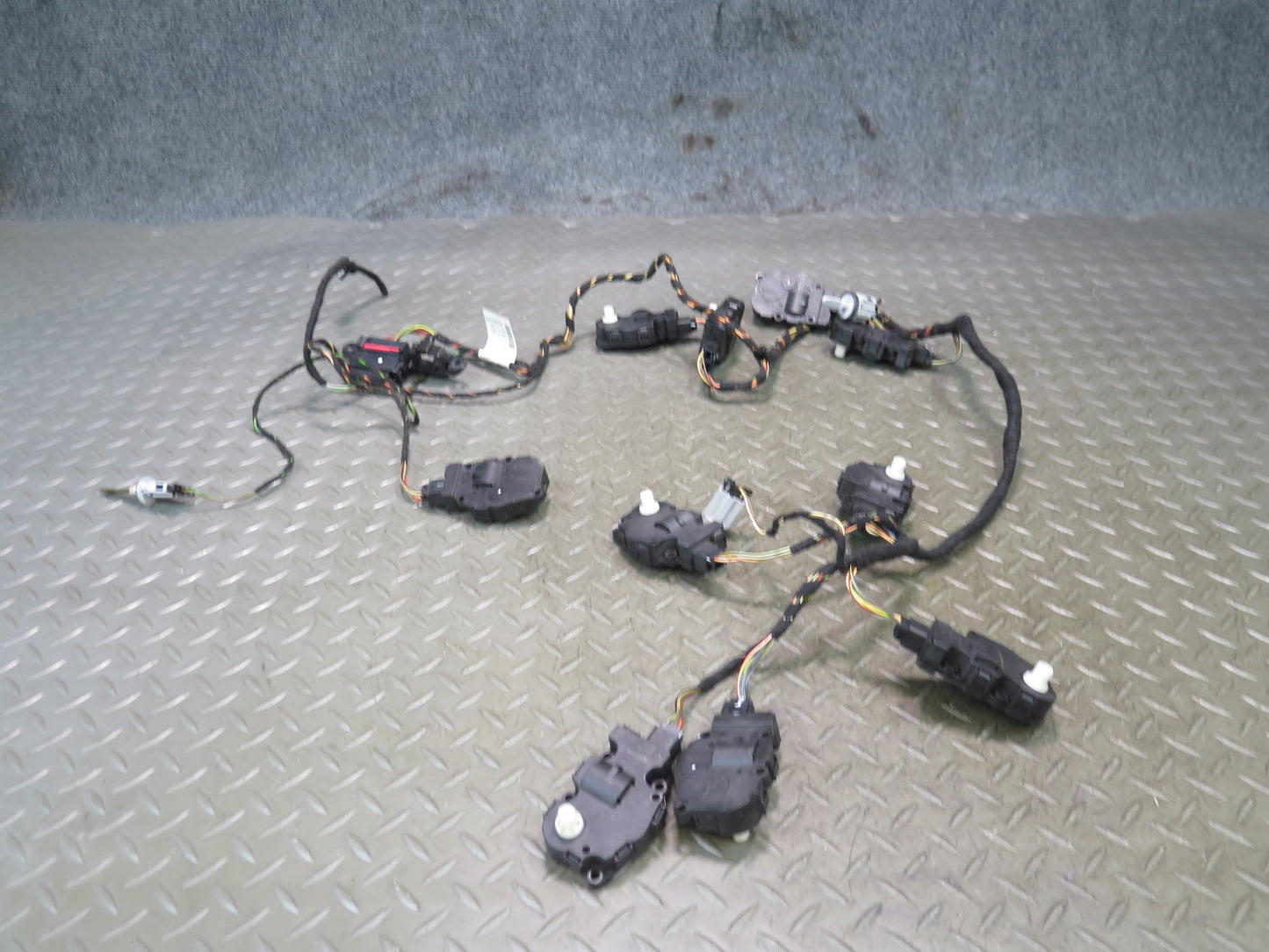 2011-2018 Porsche Cayenne 958 A/C Heater Flap Door Actuator Motor Wiring Set