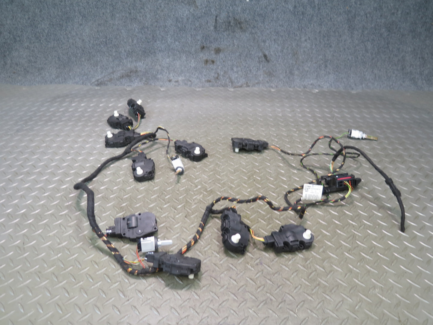 2011-2018 Porsche Cayenne 958 A/C Heater Flap Door Actuator Motor Wiring Set