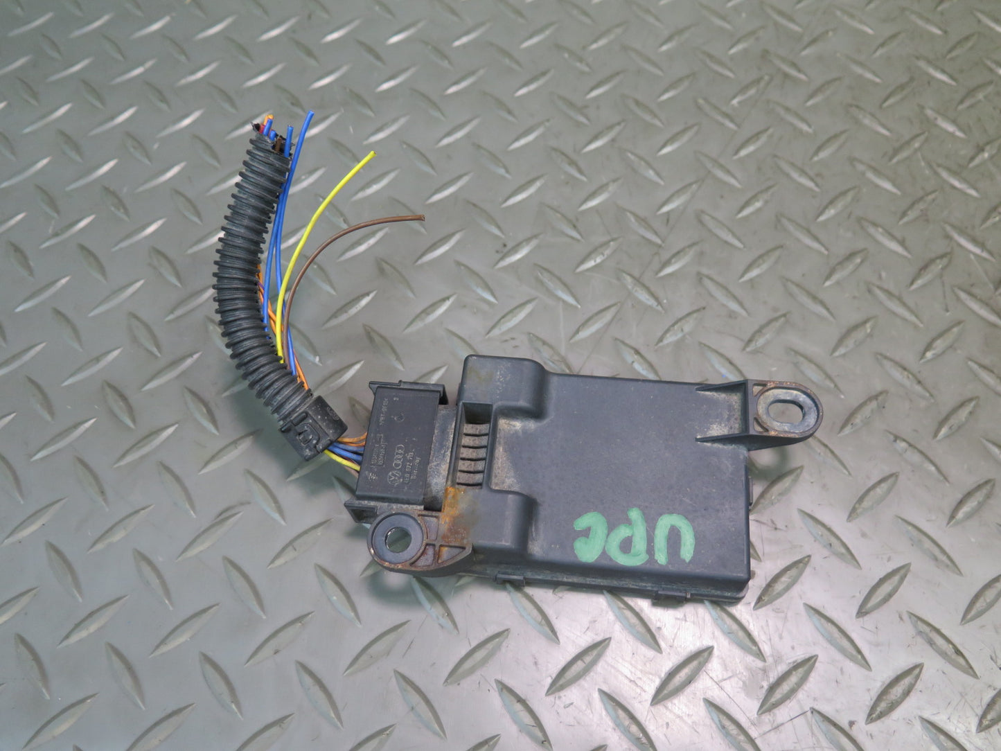 2011-2018 Porsche Cayenne 958 TPMS Tire Pressure Monitor Control Module Set