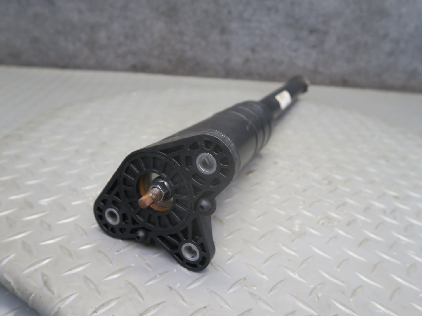 2017-2023 Alfa Romeo Stelvio 2.0L AWD Rear Left & Right Shock Strut Absorber Set