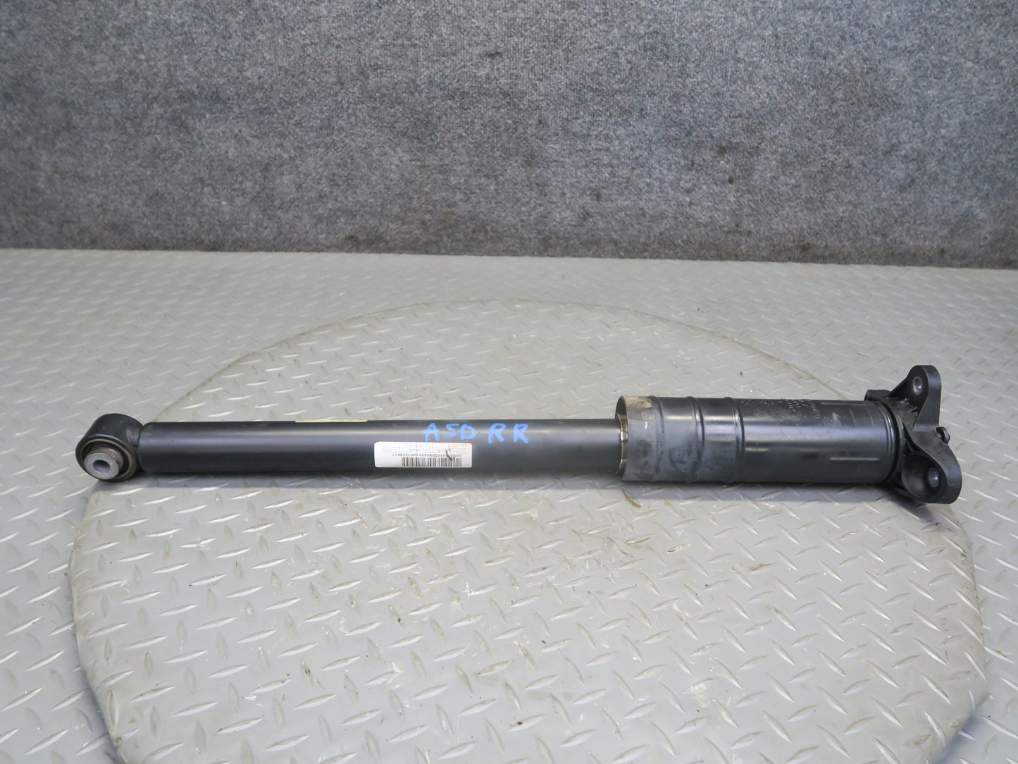 2017-2023 Alfa Romeo Stelvio 2.0L AWD Rear Left & Right Shock Strut Absorber Set