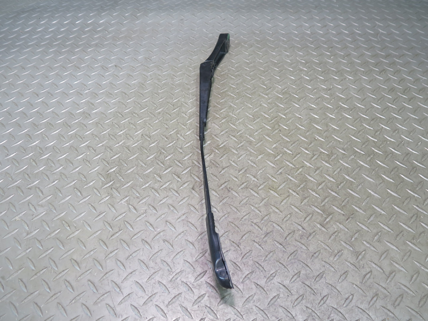 2011-2018 Porsche Cayenne 958 Front Left & Right Windshield Wiper Arm Set of 2