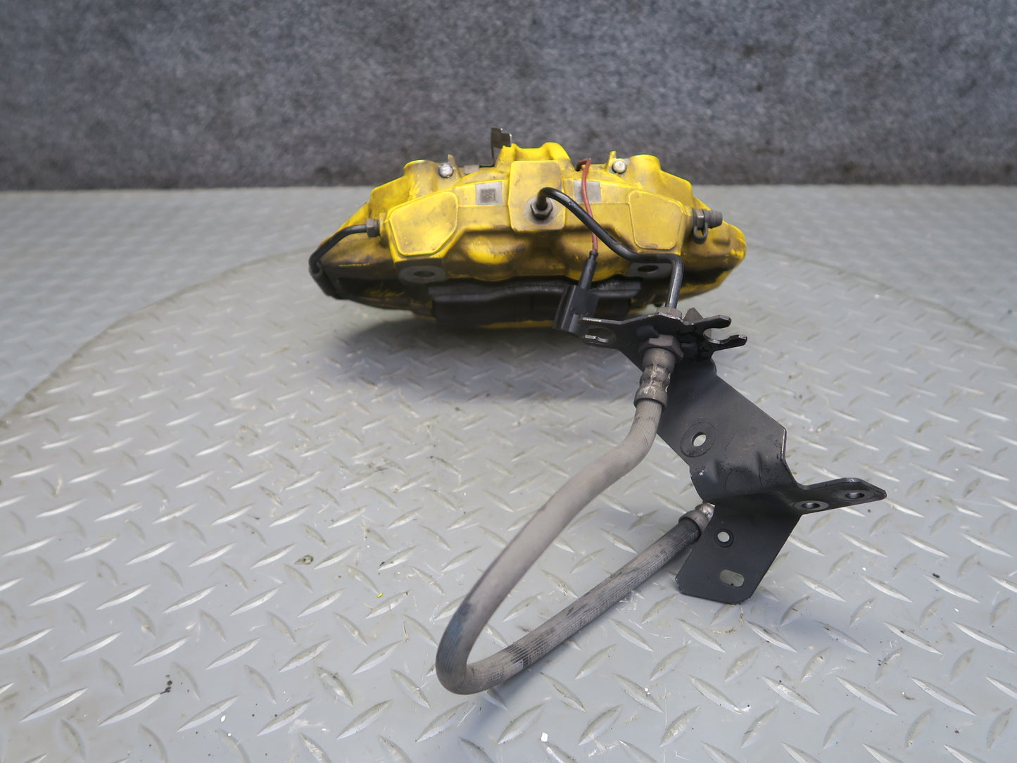2017-2023 Alfa Romeo Stelvio 2.0L AWD Front Left & Right Brake Caliper Set 88K