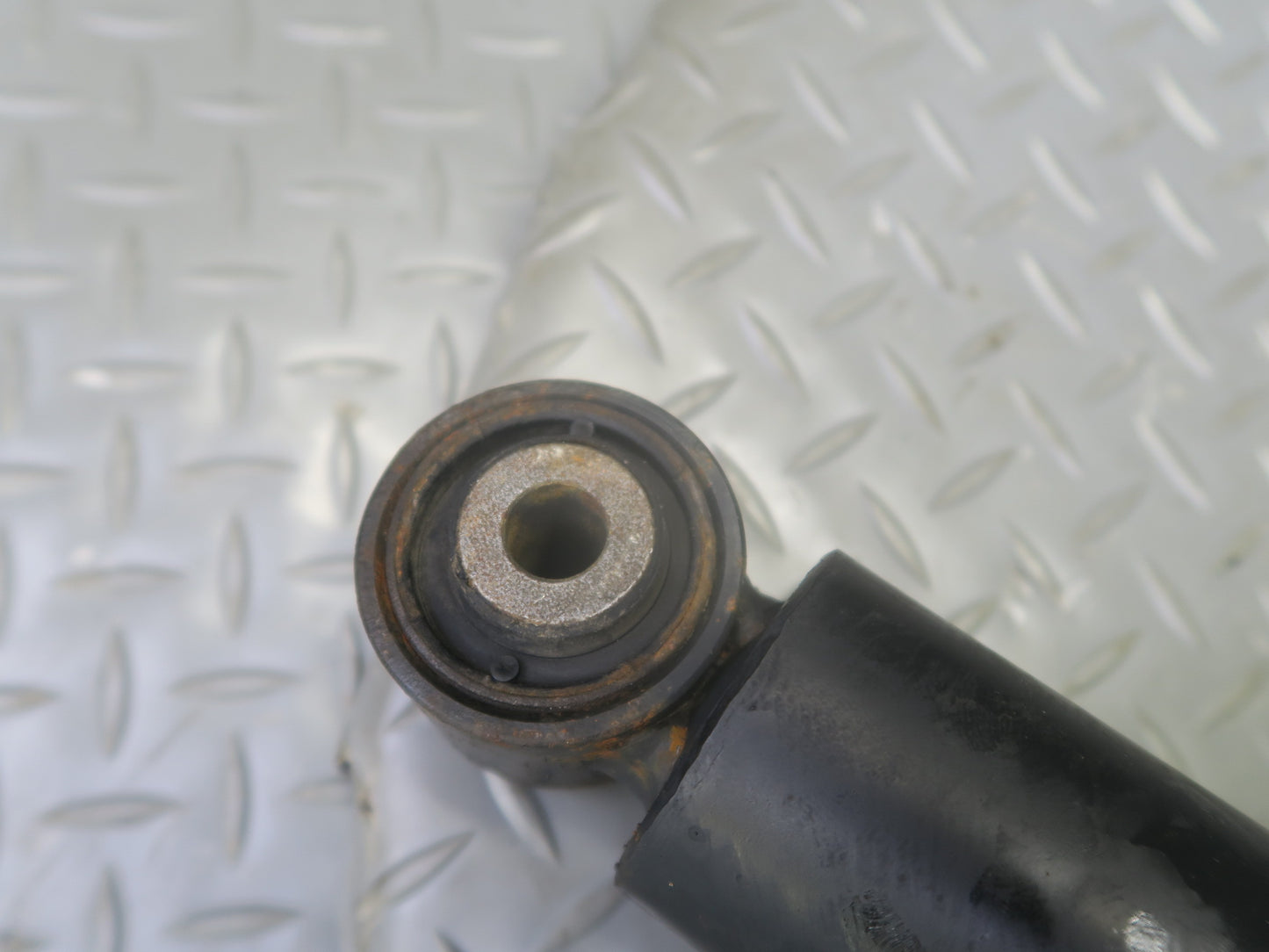 2013-2018 Porsche Cayenne 958 GTS Rear Left Air Shock Strut Absorber 7P5616503AE