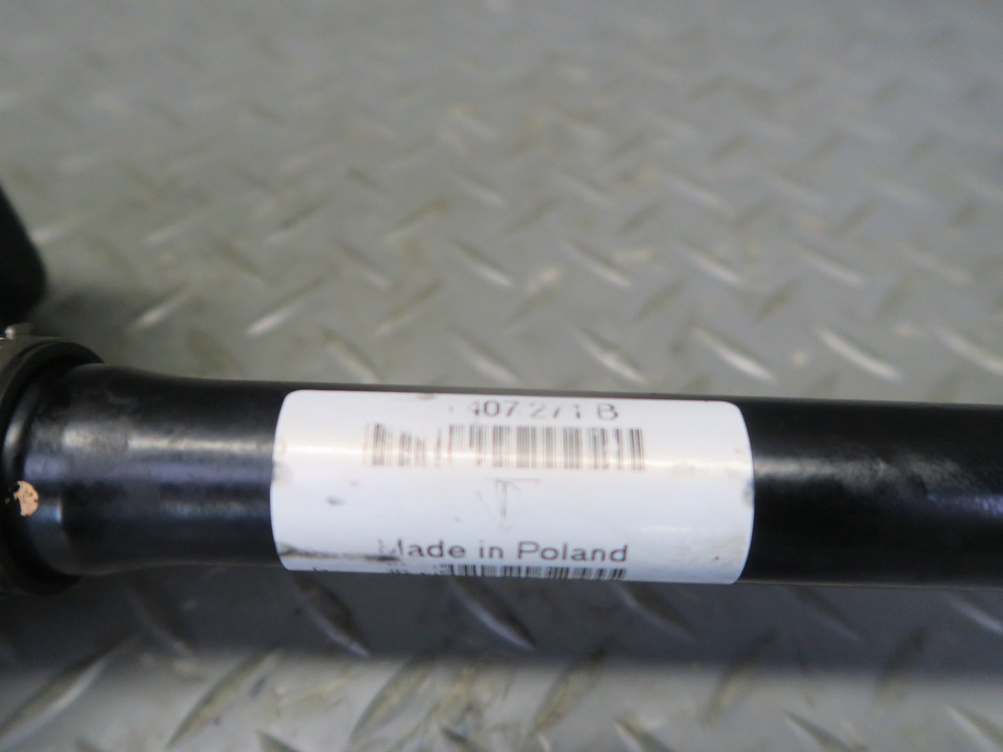 2011-2018 Porsche Cayenne 958 AWD Front Left or Right Suspension Axle Shaft