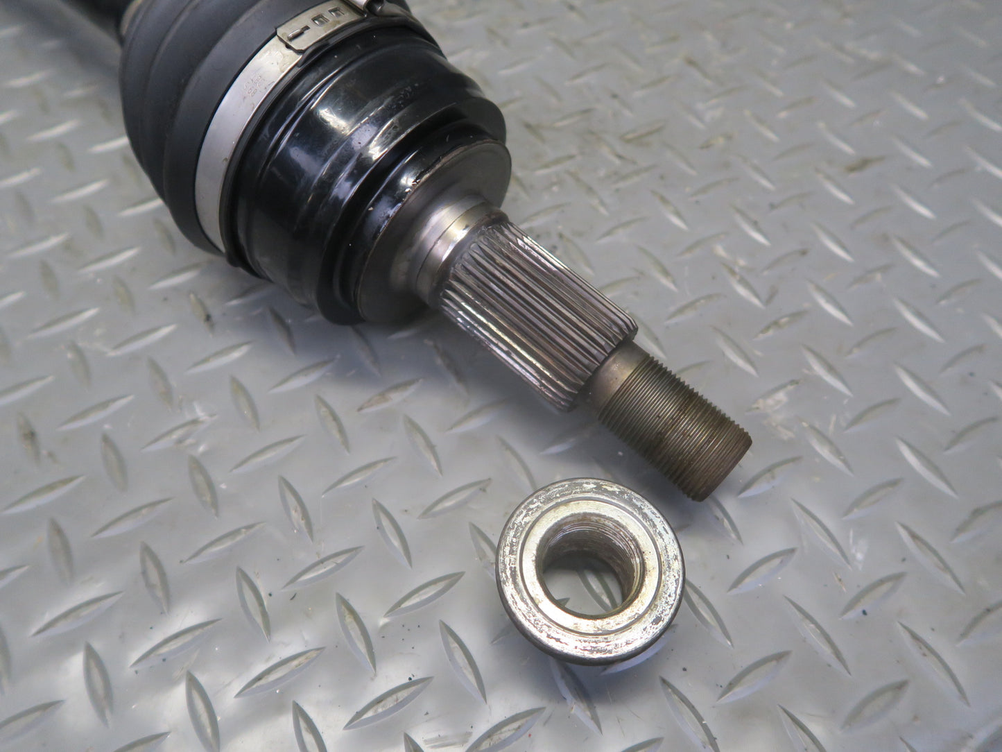 2011-2018 Porsche Cayenne 958 AWD Front Left or Right Suspension Axle Shaft