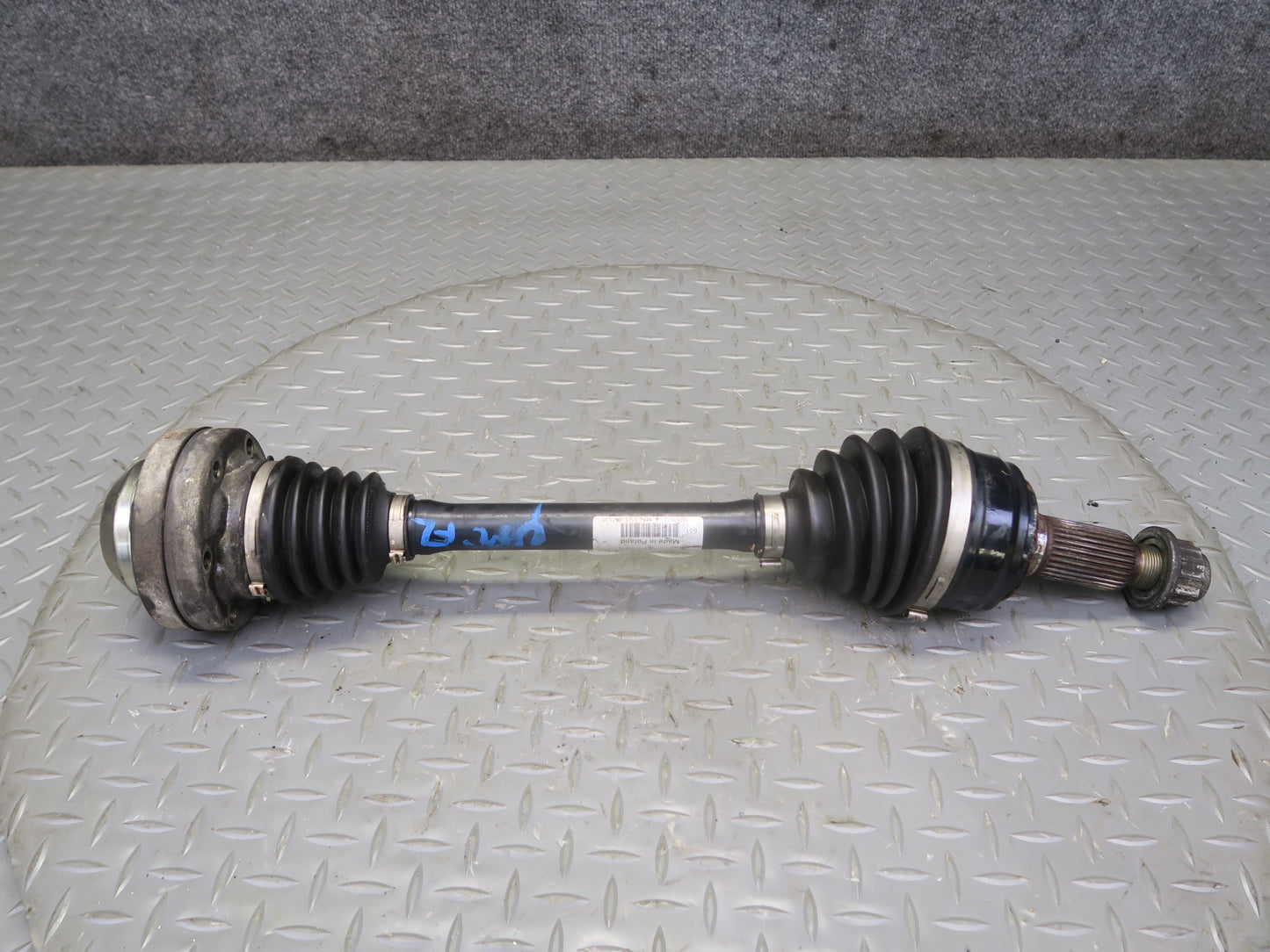 2011-2018 Porsche Cayenne 958 AWD Front Left or Right Suspension Axle Shaft