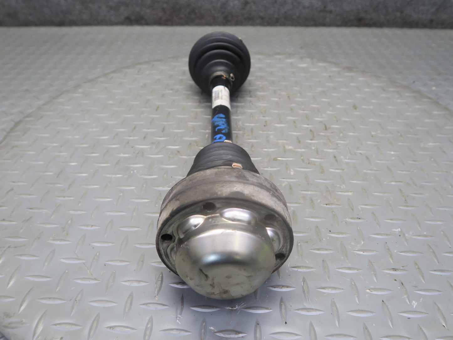 2011-2018 Porsche Cayenne 958 AWD Front Left or Right Suspension Axle Shaft