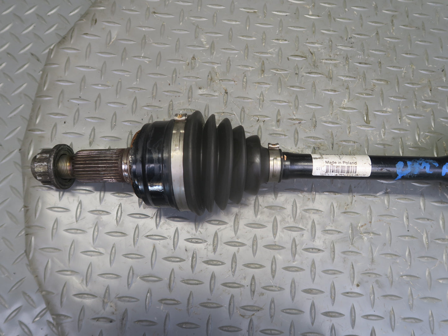2011-2018 Porsche Cayenne 958 AWD Front Left or Right Suspension Axle Shaft