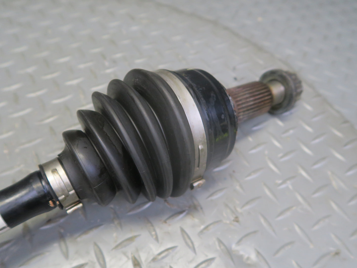 2011-2018 Porsche Cayenne 958 AWD Front Left or Right Suspension Axle Shaft