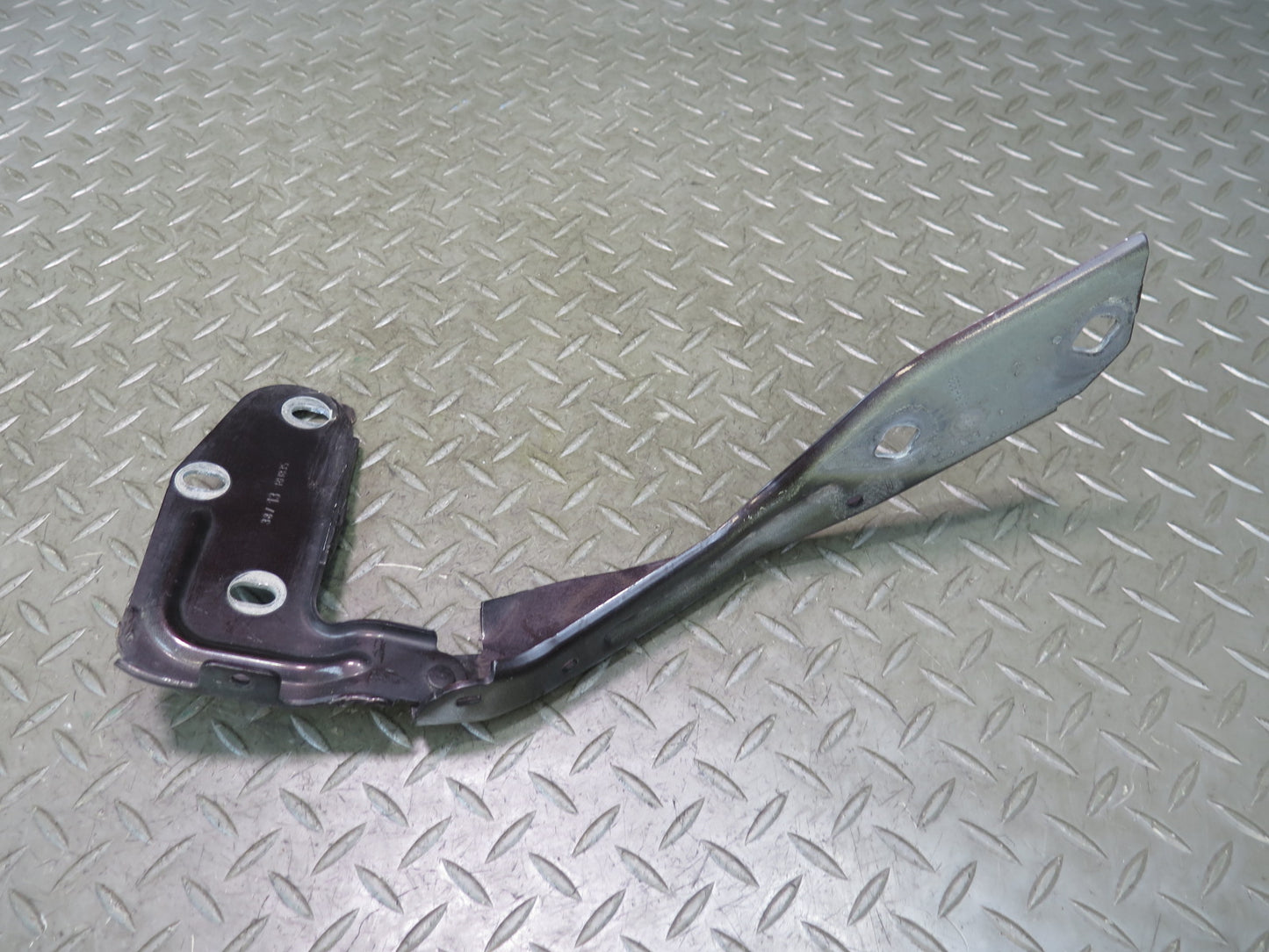 2011-2014 Porsche Cayenne 958 Front Left & Right Hood Hinge Set of 2