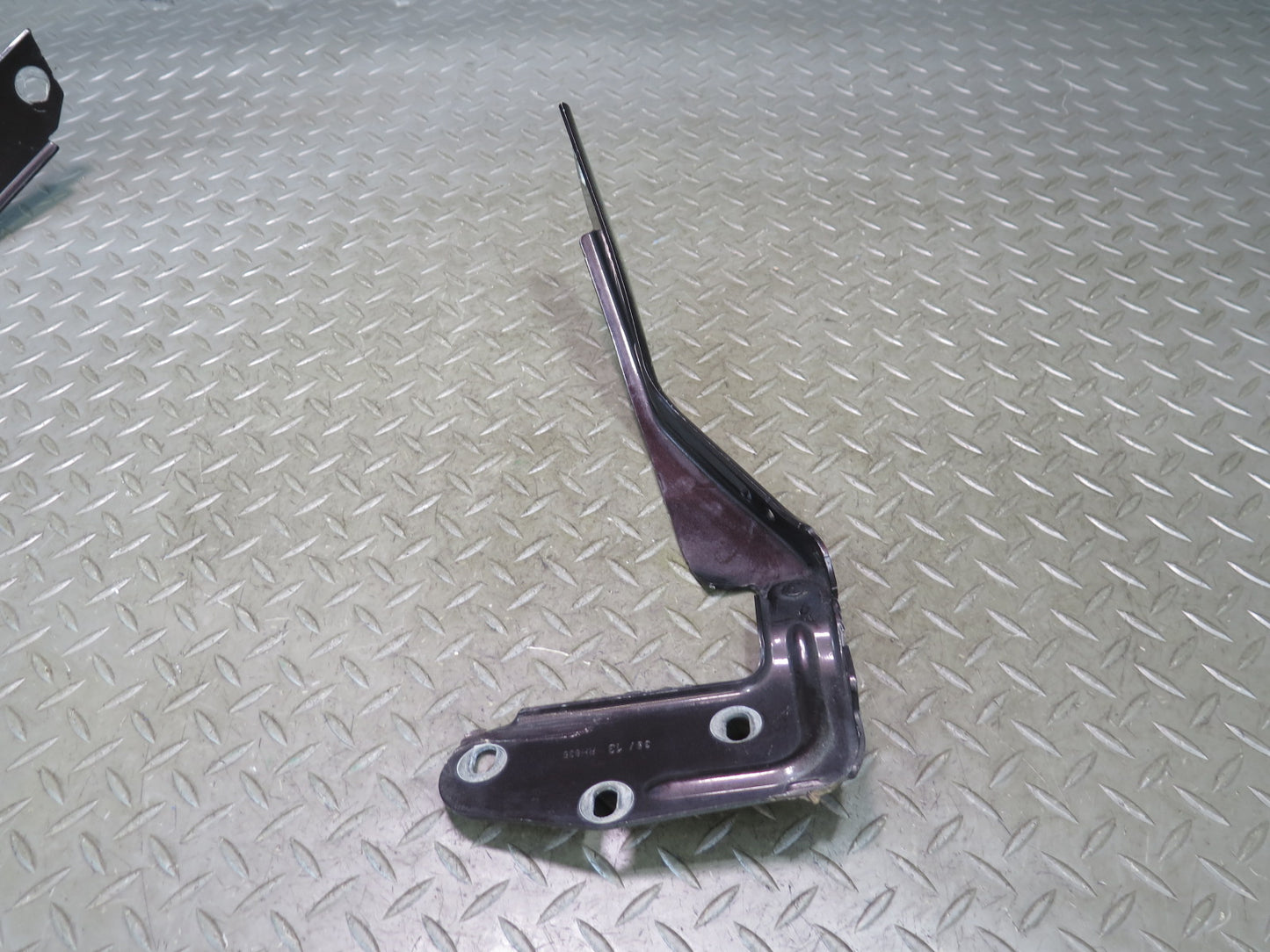 2011-2014 Porsche Cayenne 958 Front Left & Right Hood Hinge Set of 2