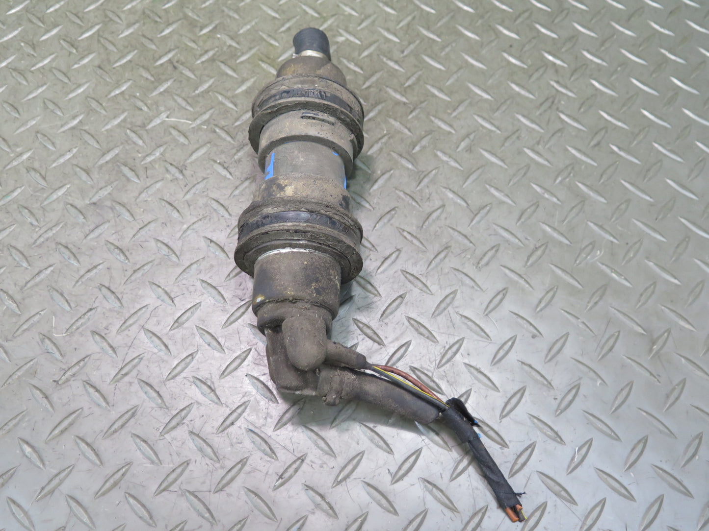 2002-2005 Mercedes W463 G500 Gas Auxiliary AUX Fuel Pump