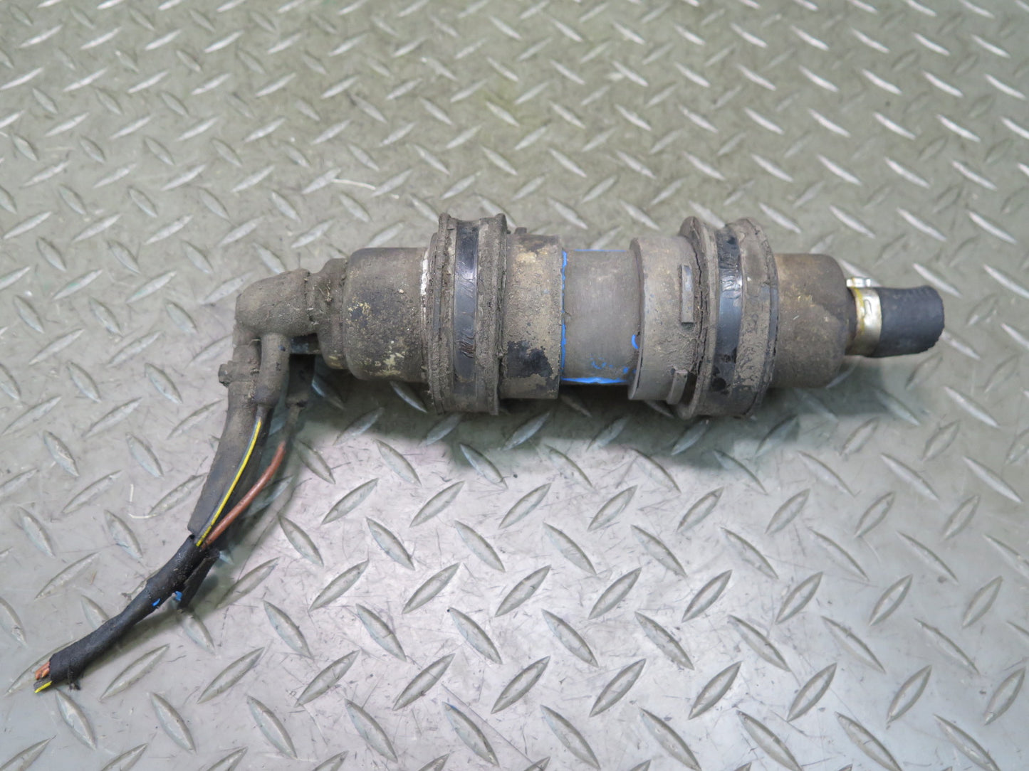 2002-2005 Mercedes W463 G500 Gas Auxiliary AUX Fuel Pump