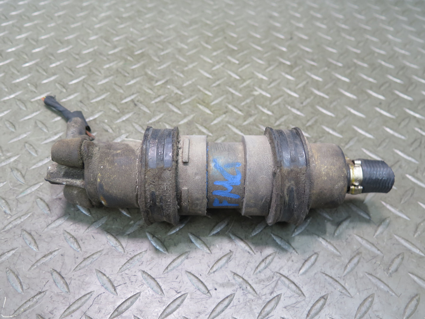2002-2005 Mercedes W463 G500 Gas Auxiliary AUX Fuel Pump