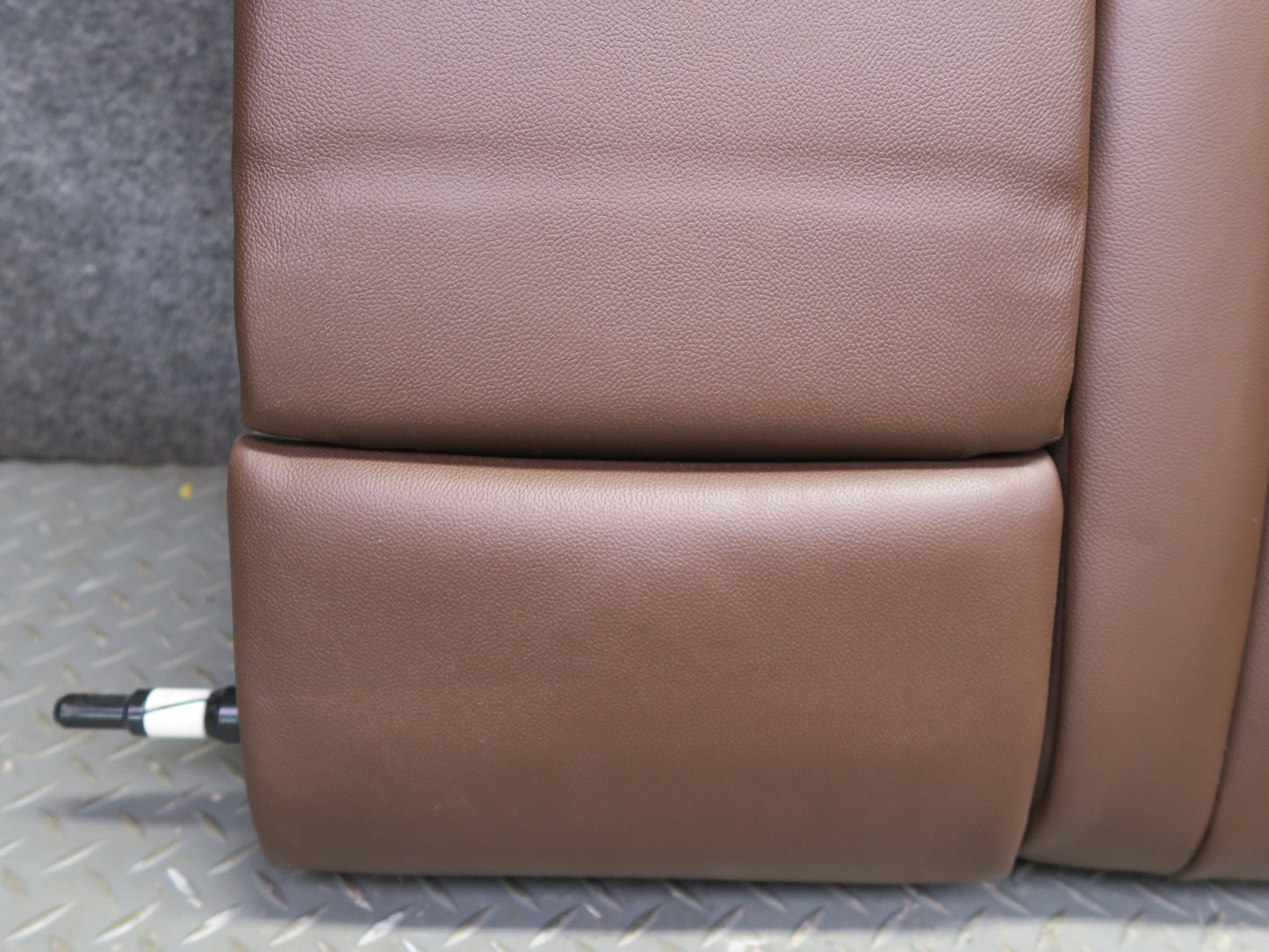 2017-2023 Alfa Romeo Stelvio Rear Left Upper Seat Cushion w Headrest Chocolate