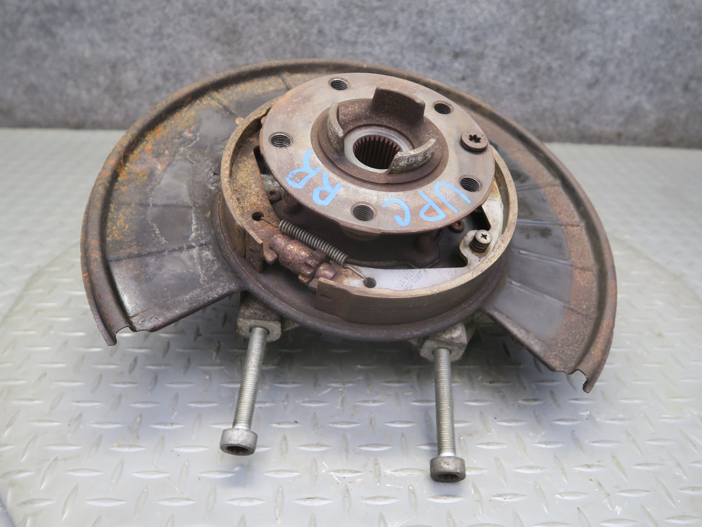 2011-2018 Porsche Cayenne 958 AWD Rear Right Spindle Knuckle Wheel Hub Bearing