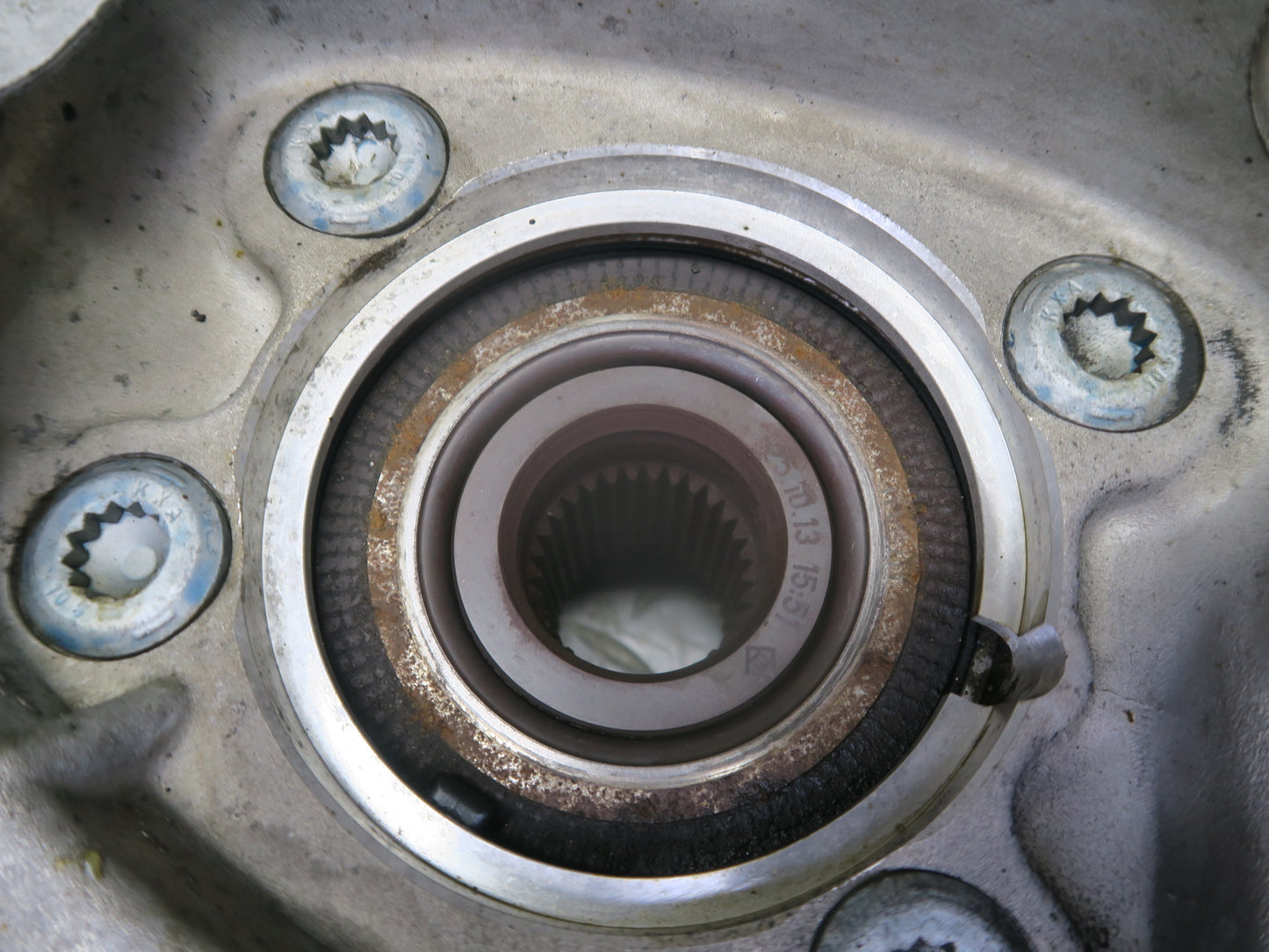 2011-2018 Porsche Cayenne 958 AWD Rear Right Spindle Knuckle Wheel Hub Bearing