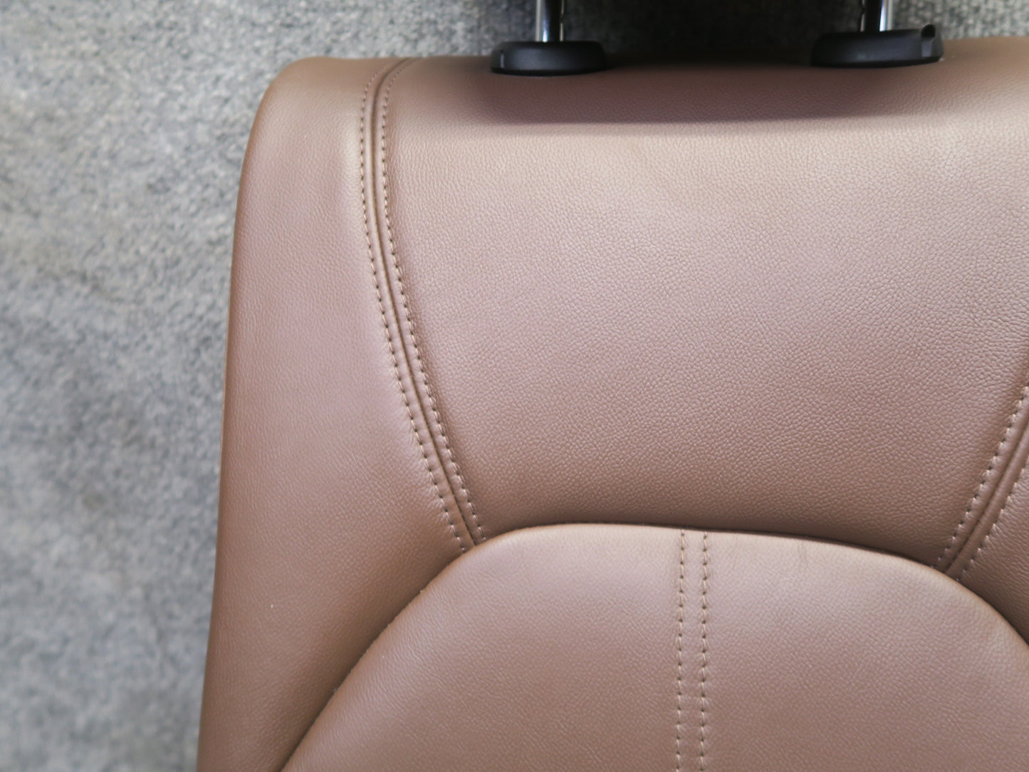 2017-2023 Alfa Romeo Stelvio Rear Right Upper Seat Cushion w Headrest Chocolate