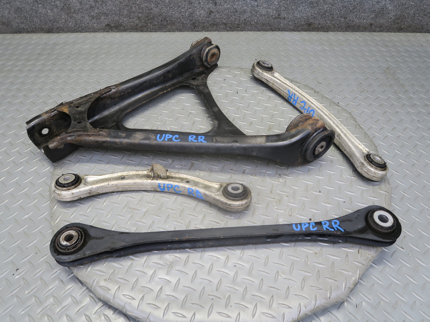 2011-2018 Porsche Cayenne 958 Rear Right Upper & Lower Control Arm Set of 4
