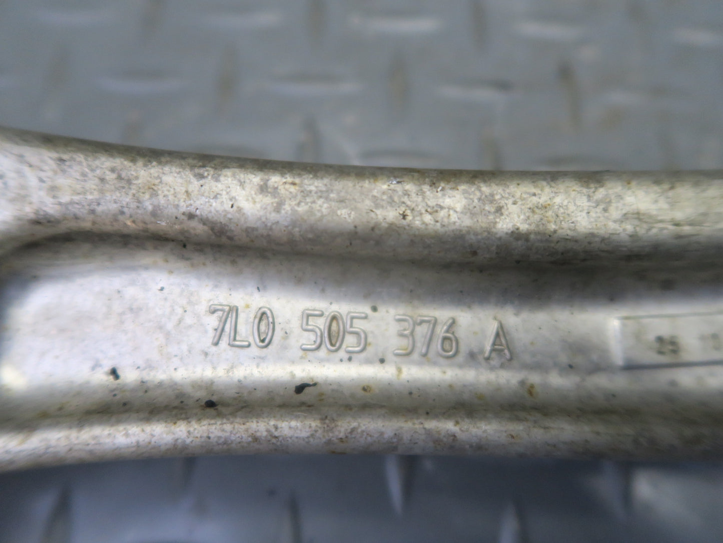 2011-2018 Porsche Cayenne 958 Rear Right Upper & Lower Control Arm Set of 4