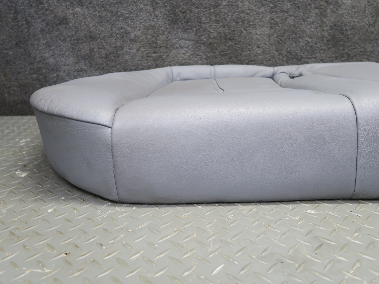 97-03 BMW E39 540ia Sedan Rear Leather Seat Lower Cushion Gray OEM