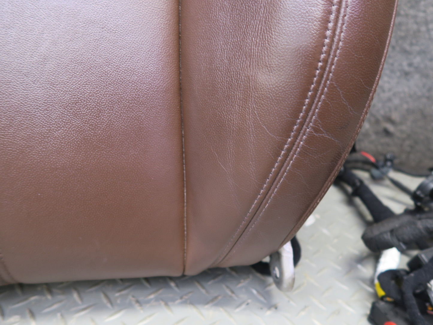 2017-2023 Alfa Romeo Stelvio Front Left Upper Seat Cushion w Wire Chocolate