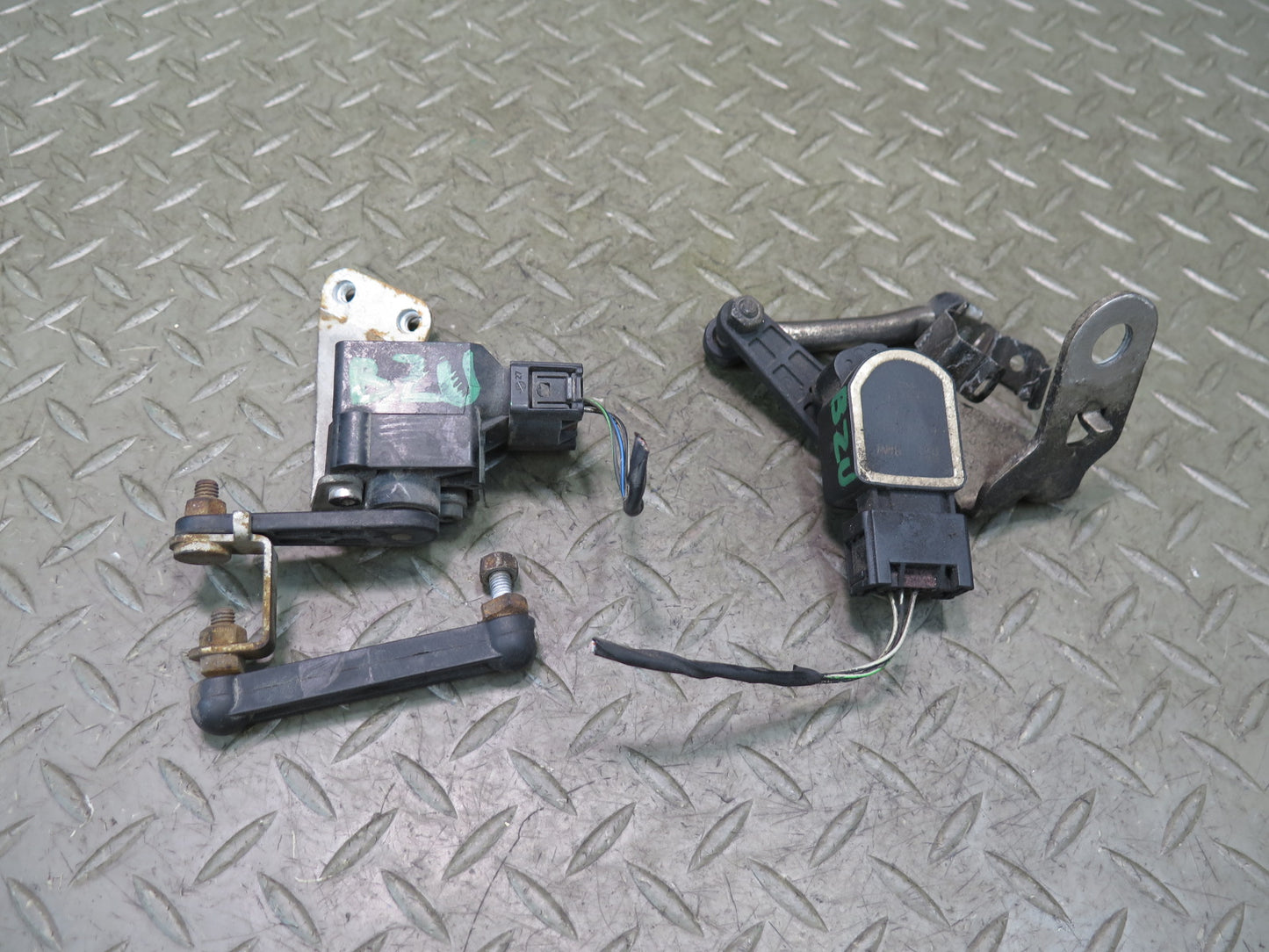09-16 BMW E89 Z4 Front & Rear Suspension Height Level Sensor Set OEM